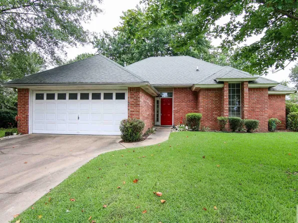 30 Webster Pl, Texarkana, AR 71854