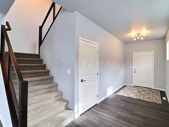 3rd image of 5865 Deb Dr W