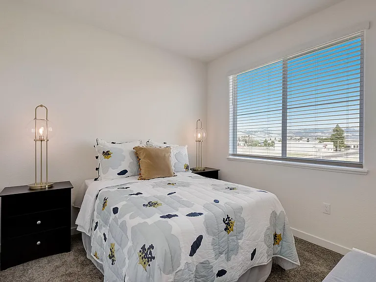 Estaire Luxury Townhomes — Photo 20