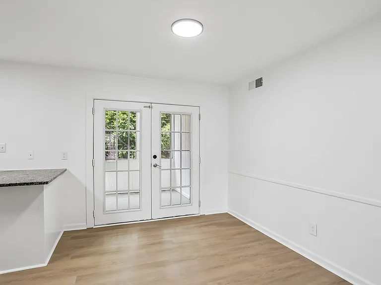 ReNew Chastain — Photo 18