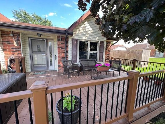 3rd image of 8880 Cypressgate Dr