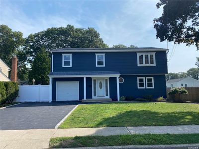 1031 Broadway, Islip, NY, 11751