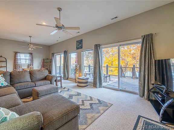 5th image of 345 Mill Hollow Dr