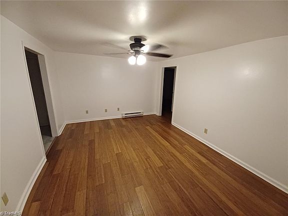 3rd image of 1704 Dodson St