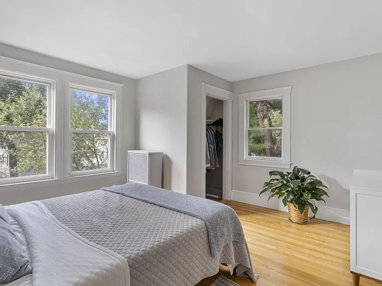 56 Mildred St — Photo 3