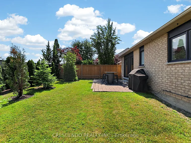 15 Southbury Manor Dr — Photo 47
