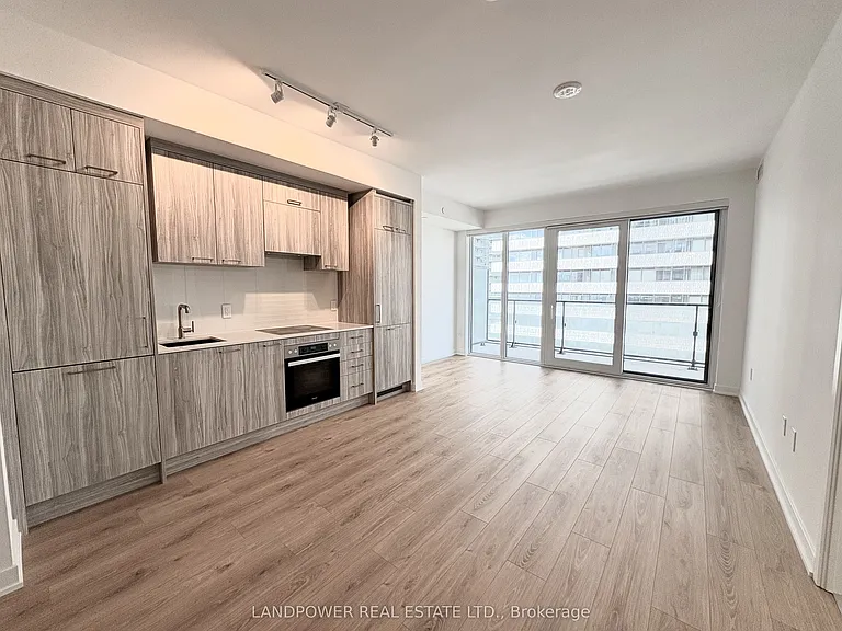 634 Church St #3401 — Photo 1