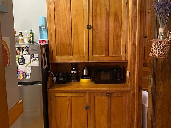 3rd image of 2202 Hennepin Ave E #8