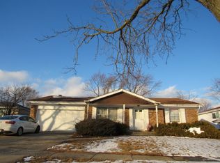 6226 Beechwood Rd, Matteson, IL 60443