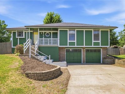 1210 NE Richardson Pl, Lees Summit, MO, 64086
