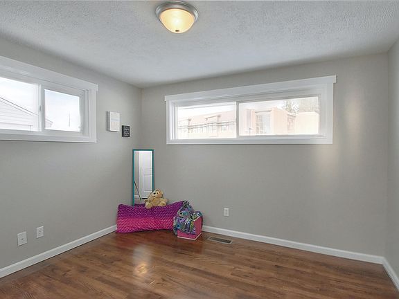 5th image of 3505 W Bismark Ave