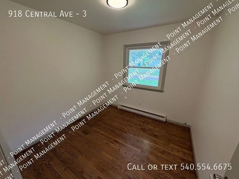 918 Central Ave #3 — Photo 8