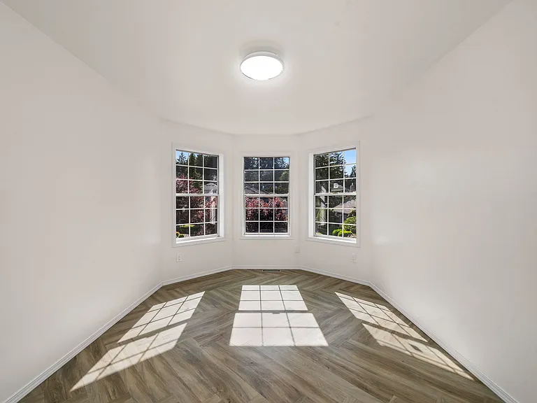 3rd Bedroom, Upstairs