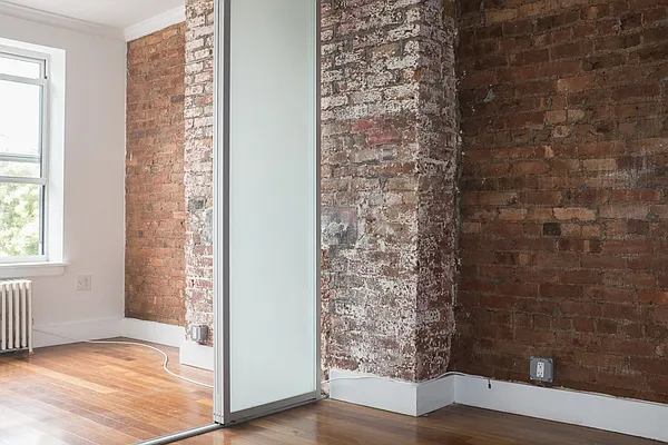 Rented by Compass | media 54