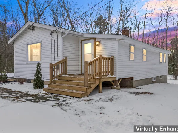42 Westport Bridge Road, Wiscasset, ME 04578