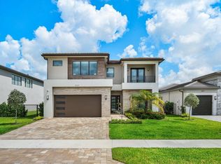 8323 Essex Country Club Dr, Boca Raton, FL 33434