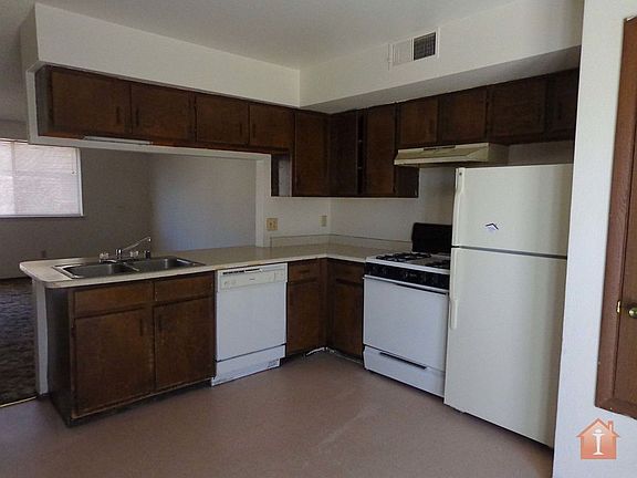 2nd image of 2810 Parque De Oeste Dr APT 1