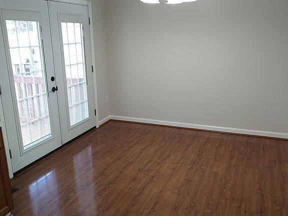 5th image of 112 Paden Ct
