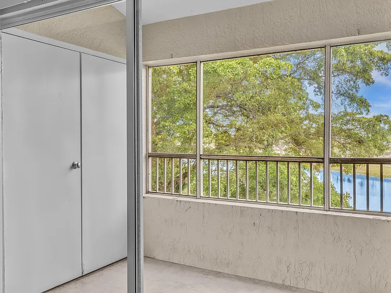 2881 N Oakland Forest Dr #307 — Photo 13