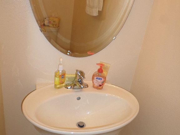 3rd image of 2204 7 Oaks Dr