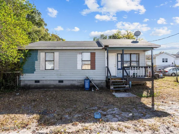 906 Starkeys Aly, Wilmington, NC 28401