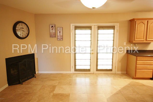 2nd image of 2066 E Colgate Dr