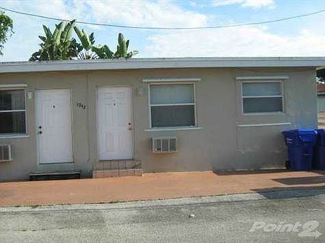 3rd image of 1942 Thomas St
