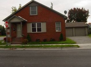 509 Carroll St, Marine City, MI 48039