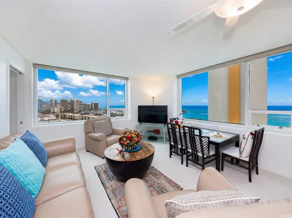 88 Piikoi St APT 2108, Honolulu, HI 96814