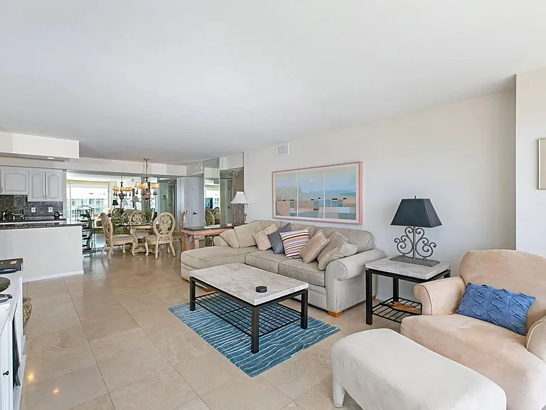 1830 Avenida Del Mundo #1801 — Photo 3