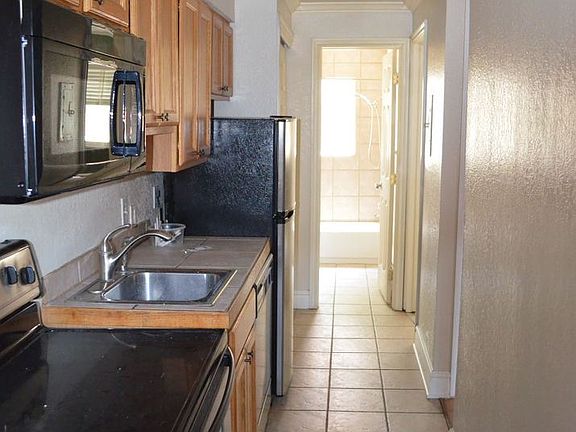 3rd image of 30 N Pearl St #202
