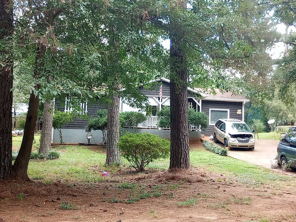 1st image of 862 Brighton Dr