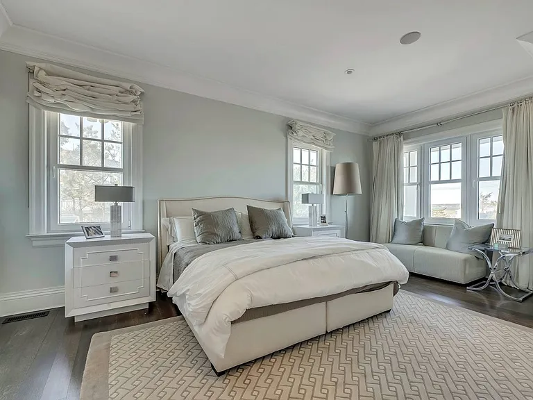 19 Dune Rd — Photo 19