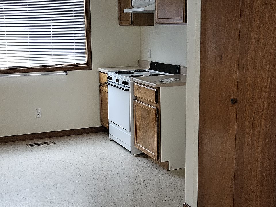 Generous open kitchen.
