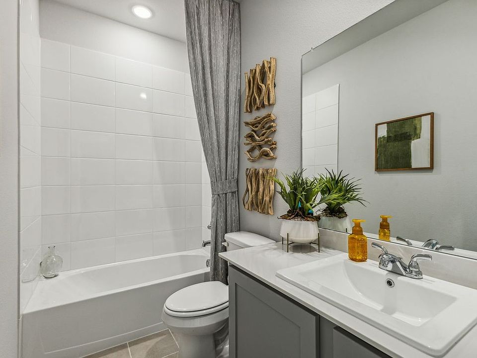 1st image of 270 Leopold Trl