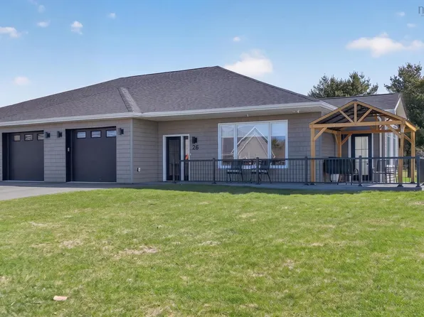 26 Eagleview Dr, Colchester, NS B6L 3J2