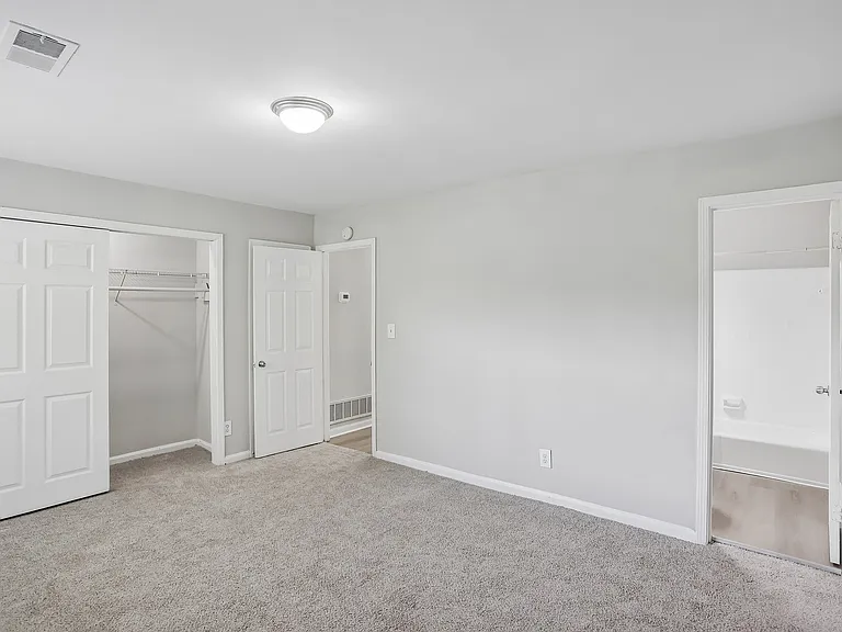 ReNew Chastain — Photo 41