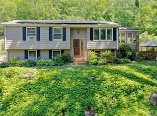 93 Deepwood Dr, Madison, CT 06443
