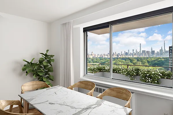 400 Central Park West #18N in Upper West Side, Manhattan