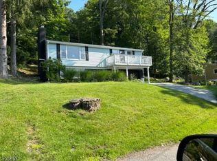 4 Marine Ter, Sparta, NJ 07871