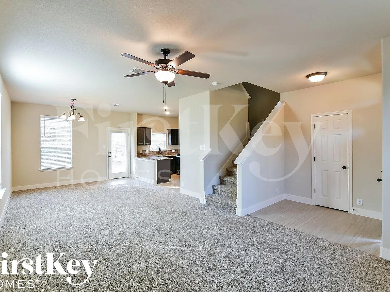 3 bed, 2.0 bath, 1260 sqft, $1,505 — Photo 3