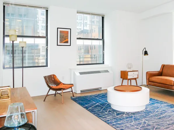 70 Pine Street image 4 of 26