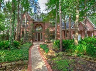 178 Golden Shadow Cir, Spring, TX 77381