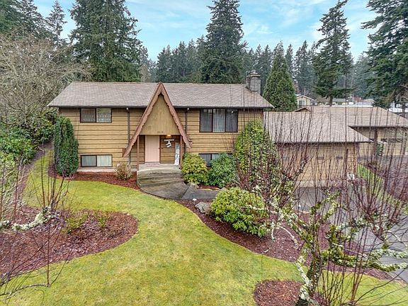 3rd image of 2818 Alderbrook Ct N