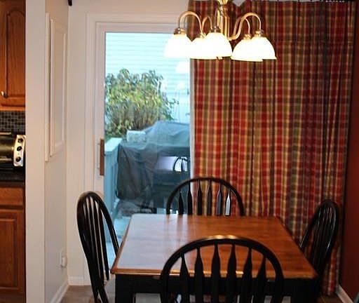 5th image of 19 Headlands Dr