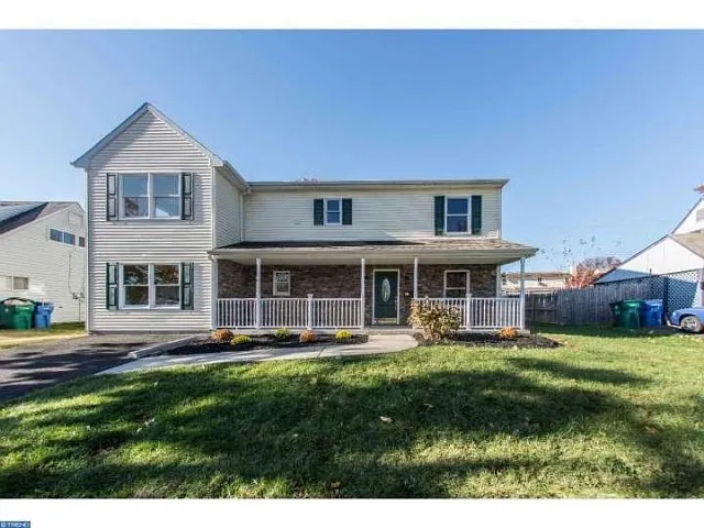 51 Greenbriar Rd photo 1