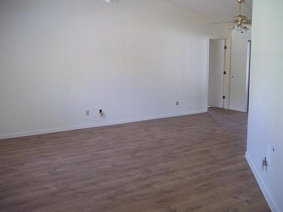 2nd image of 2337 Eastmeadows Ct