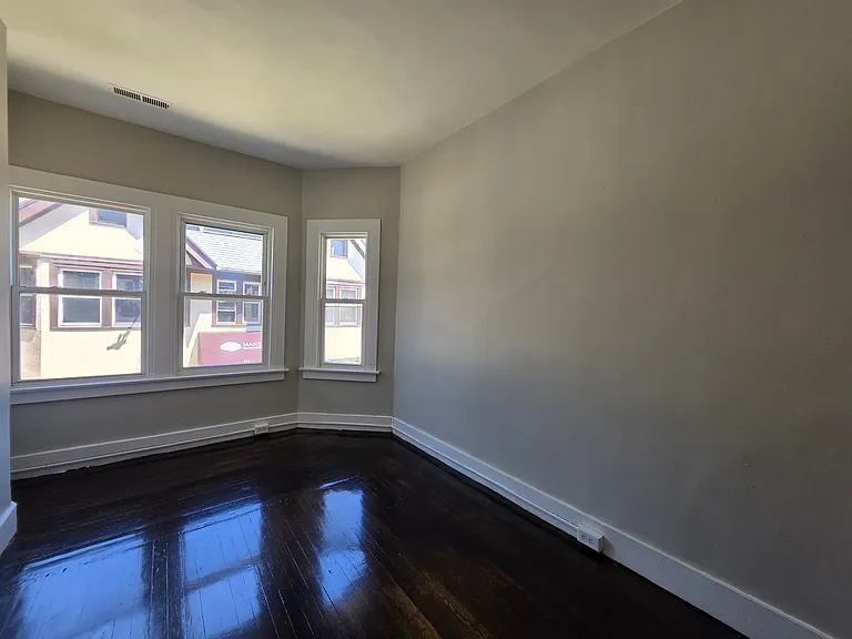 268 Sherman Ave #4 — Photo 6