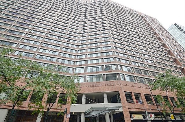 1st image of 211 E Ohio St APT 1809