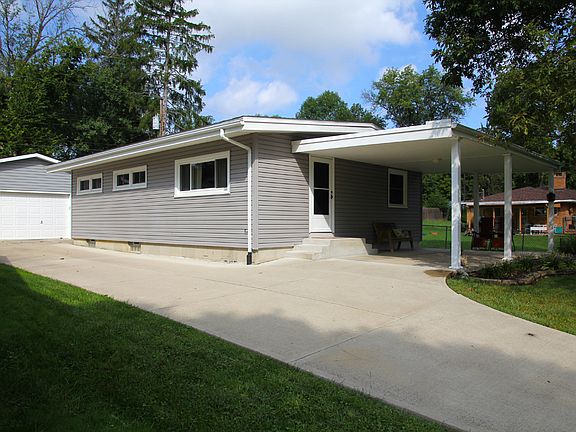 4th image of 7949 Irvington Ave